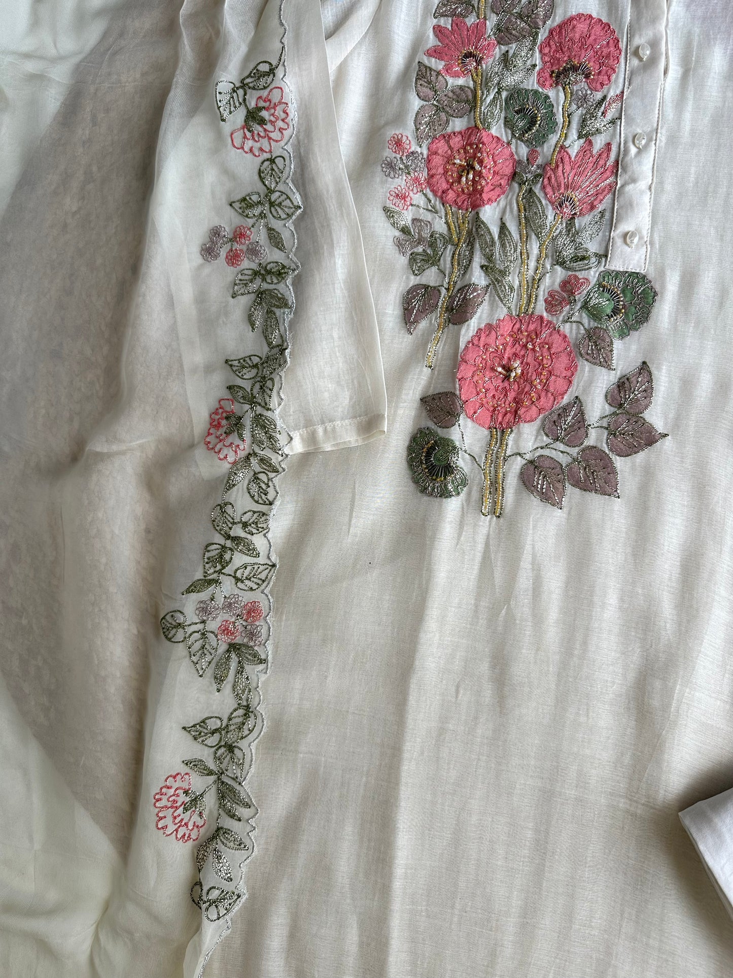 K153 - Mul Chanderi handwork straight Kurti with pants and dupatta