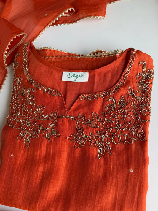 K553 - Mul chanderi handwork aline Kurti with pants and dupatta