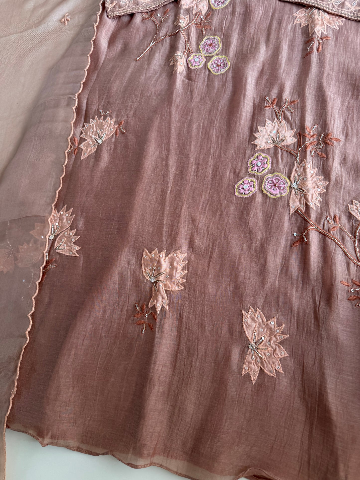 K630 - Mul chanderi appliqué Aline Kurti with pants and dupatta