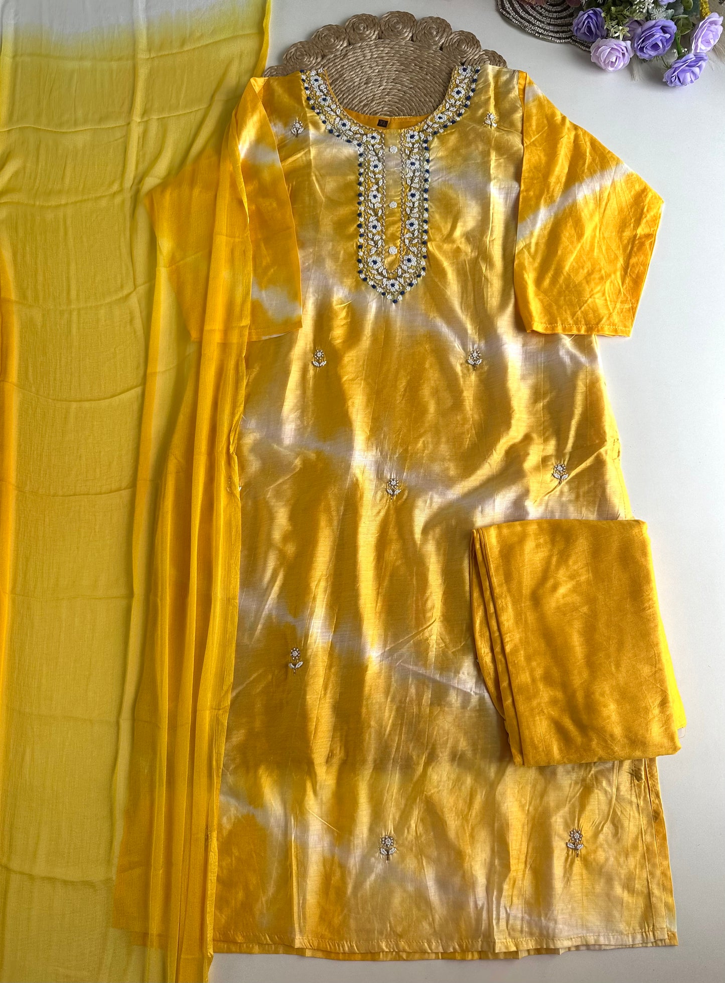 D282 - Dola silk straight kurti with pants and dupatta