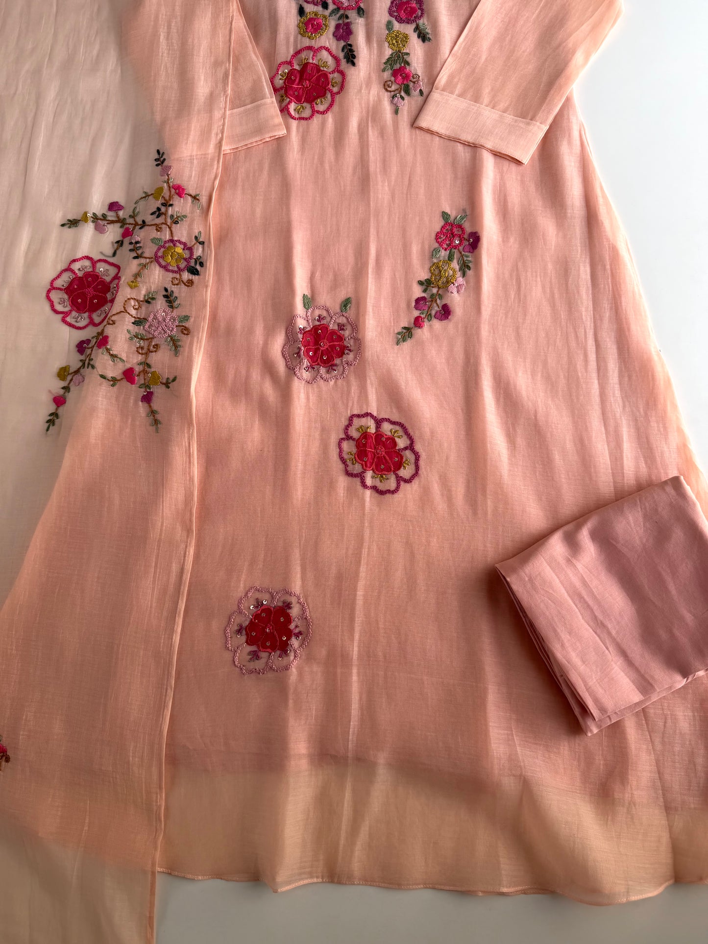 K558 - Mul chanderi embroidered Aline Kurti with pants and dupatta