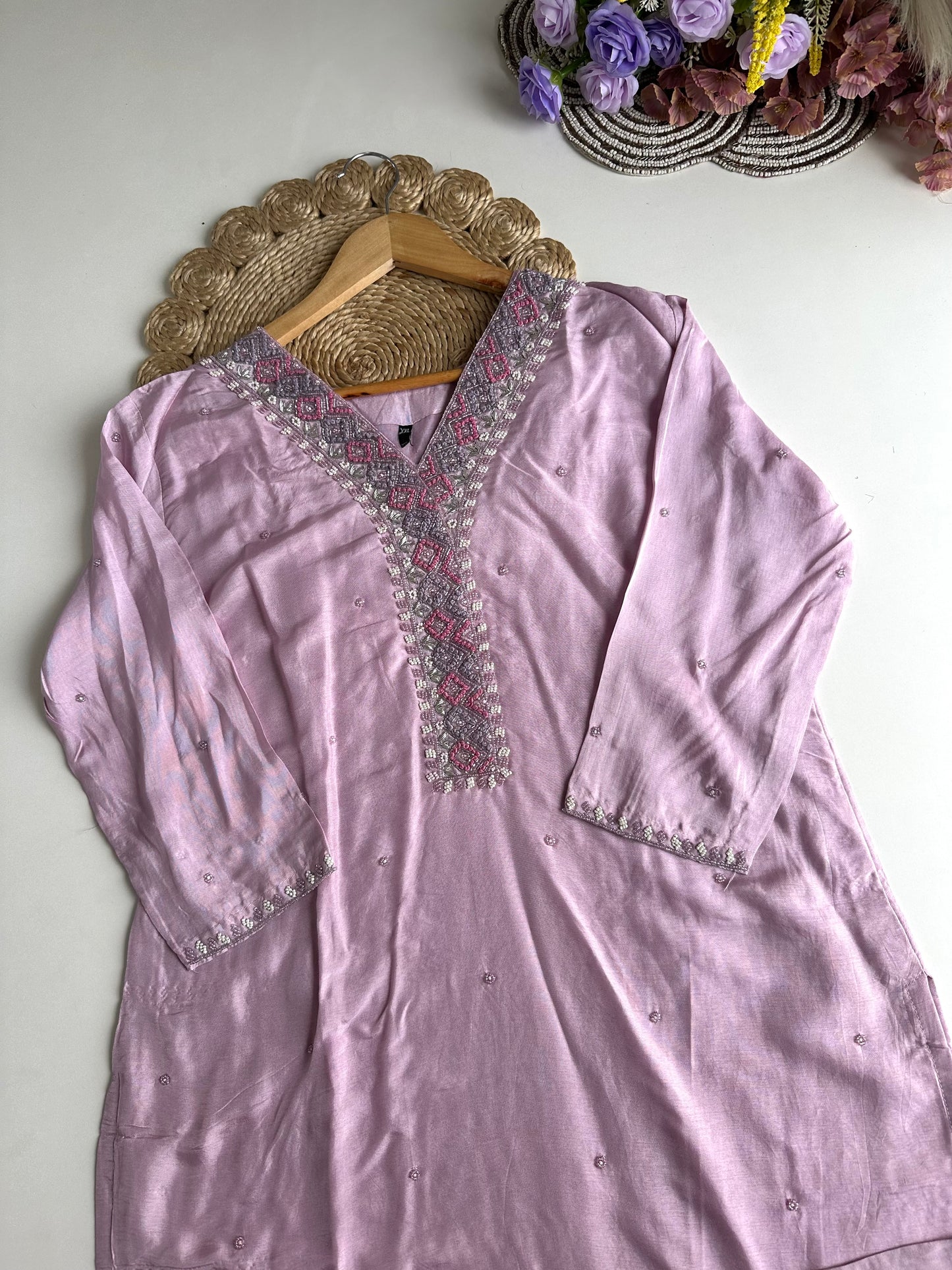 D188 - Dola silk straight kurti with pants and dupatta