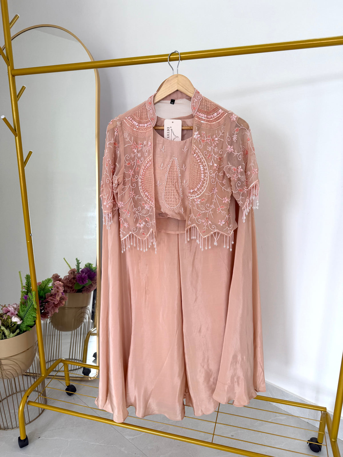 K506 - Pure Organza Handwork Crop jacket with inner and divider pants