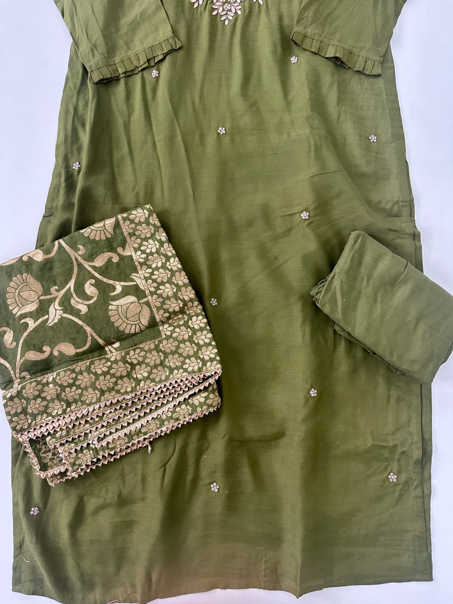 D230 - Dola silk straight kurti with pants and dupatta