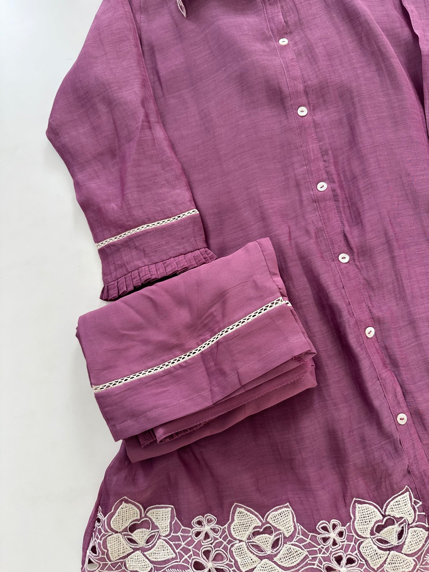 K403 - Mul Chanderi embroidered coord set