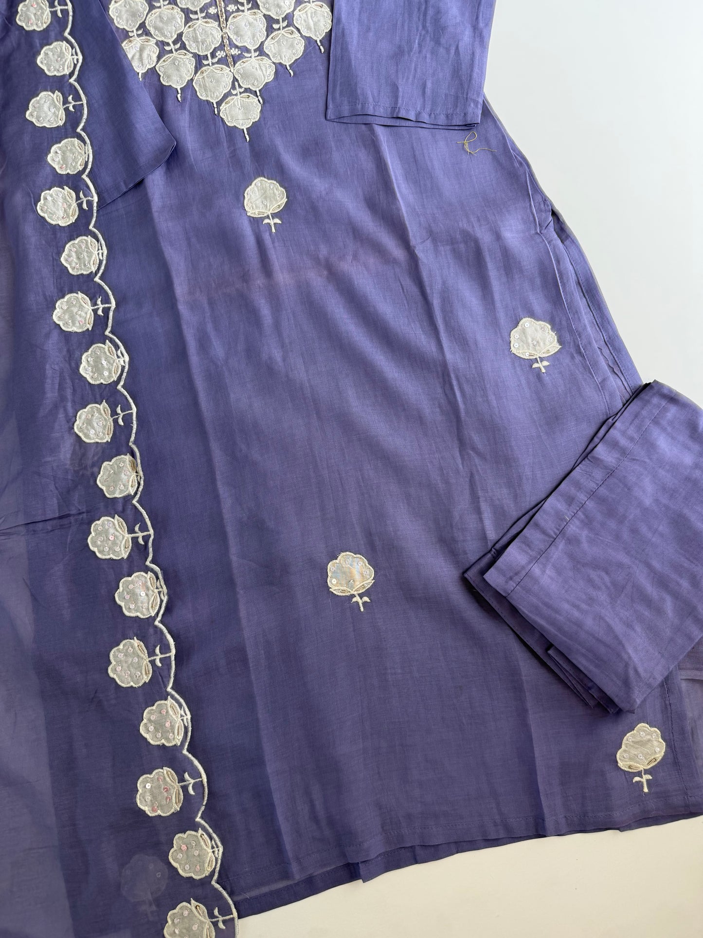 K503 - Mul chanderi embroidered straight Kurti with pants and dupatta