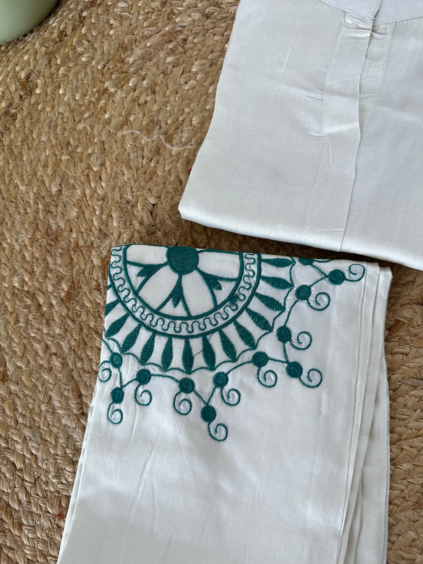 K415 - Muslin embroidered coord set