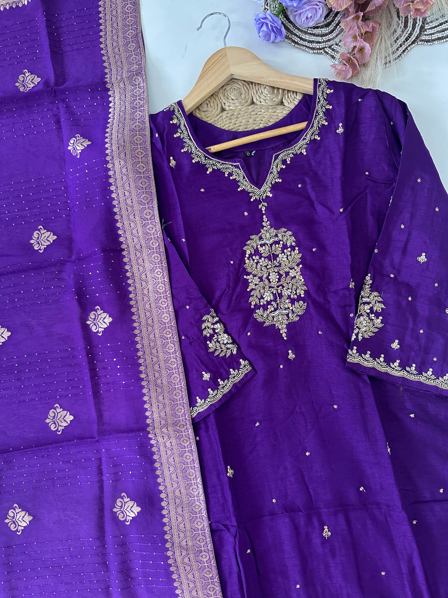 D406-Dola silk straight kurti with pants and dupatta