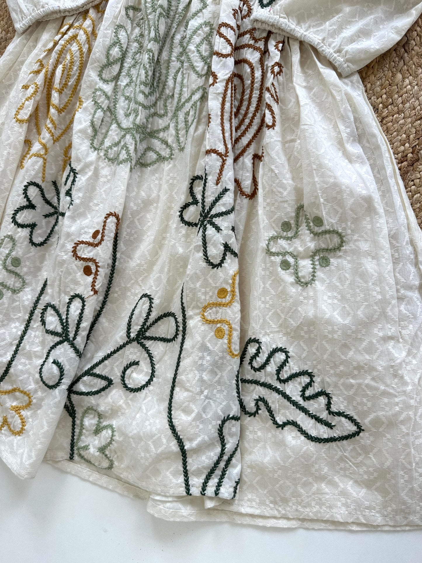 K406 - Cotton embroidered short tunic