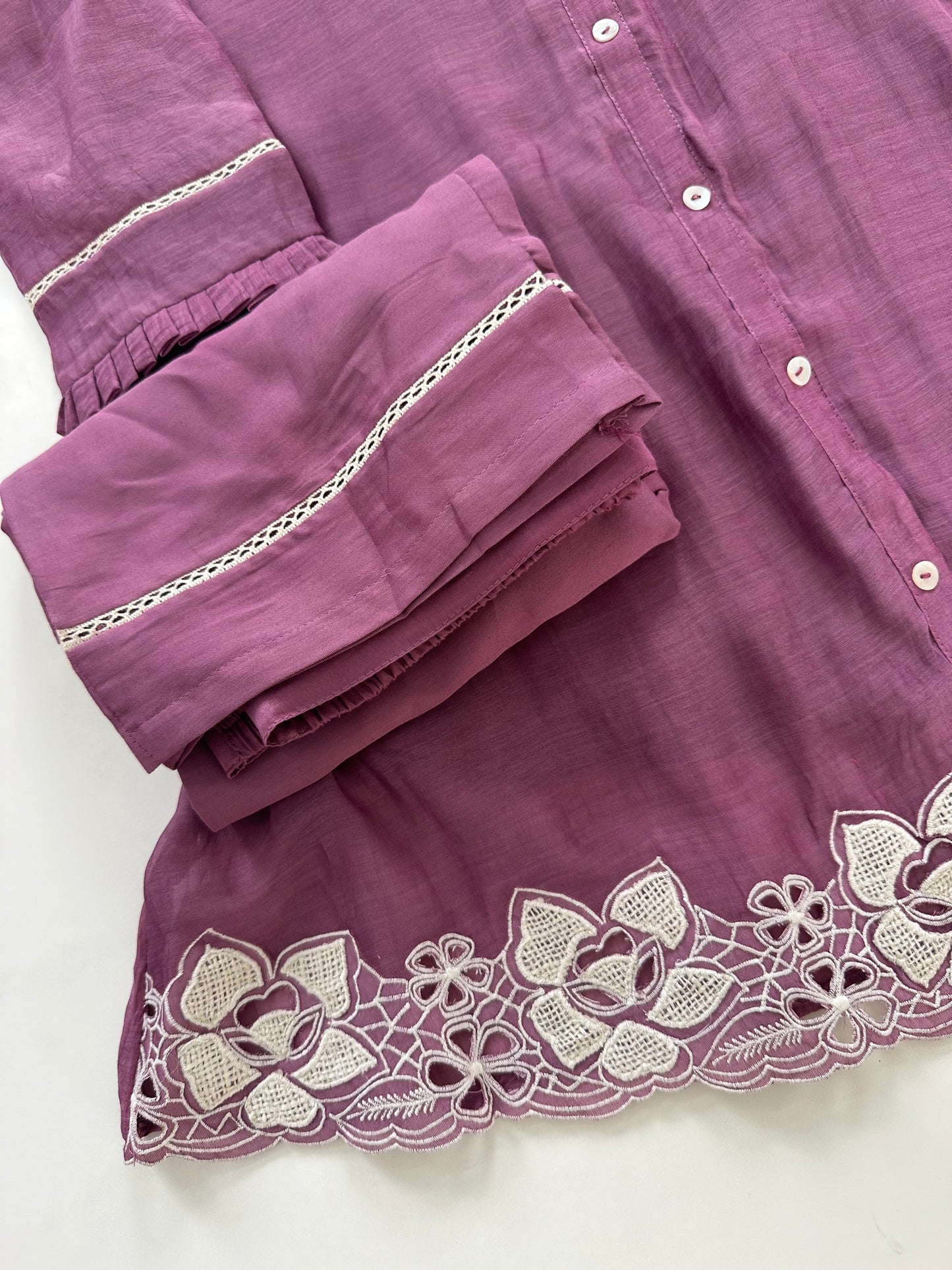 K403 - Mul Chanderi embroidered coord set