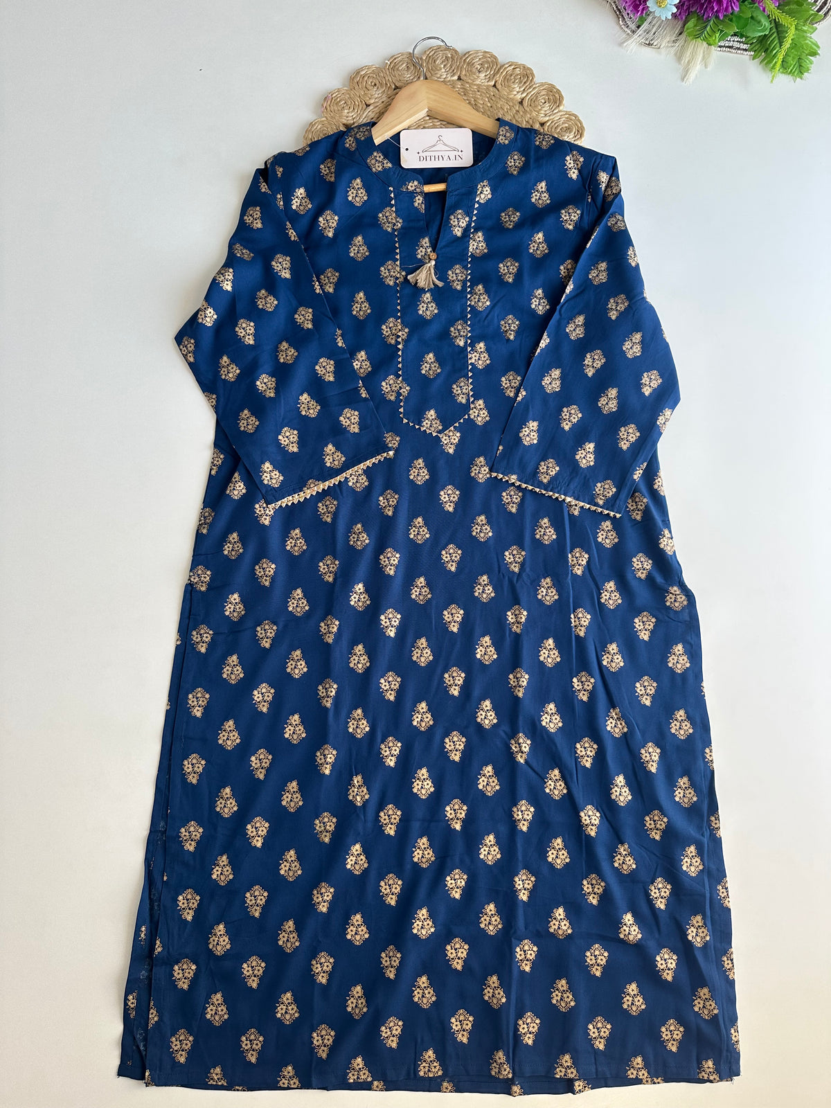 D674-Silk straight Kurti