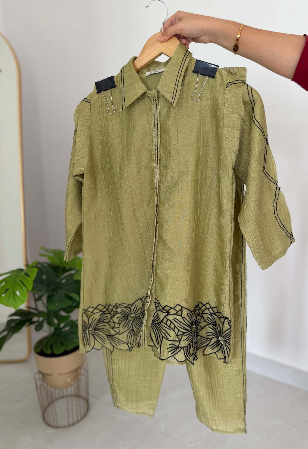 K534 - Tissue silk cutwork coord set in 2 colours