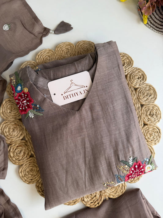 K509 - Mul chanderi embroidered aline Kurti with pants and dupatta