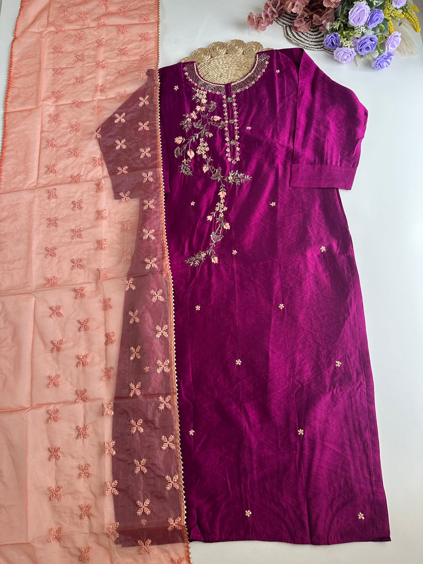 D285 - Dola silk straight kurti with pants and dupatta