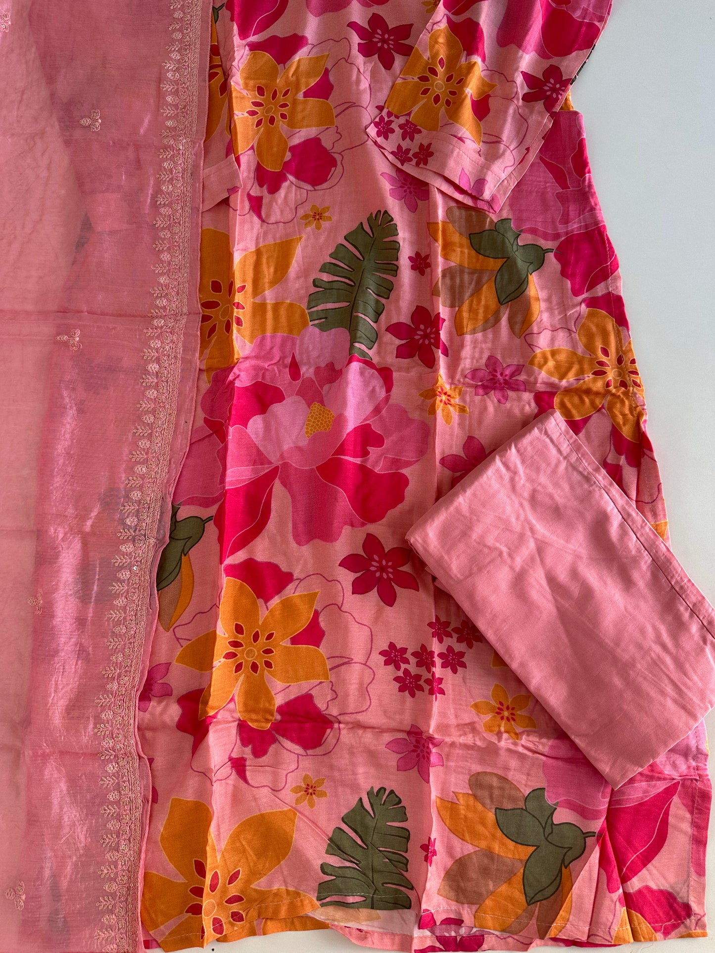 D366 - Muslin silk straight kurti with pants and dupatta