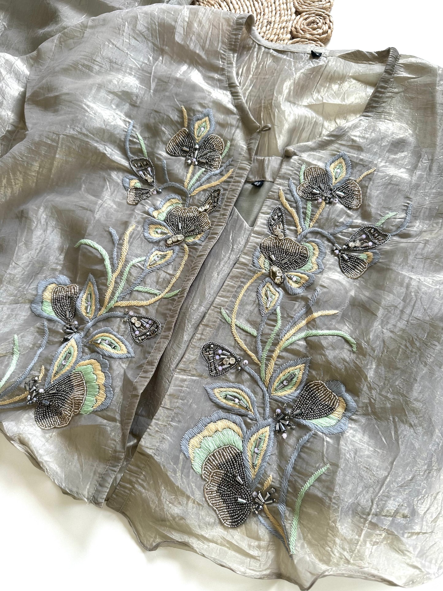 K188 - Tissue silk handwork crop top with inner and palazzo