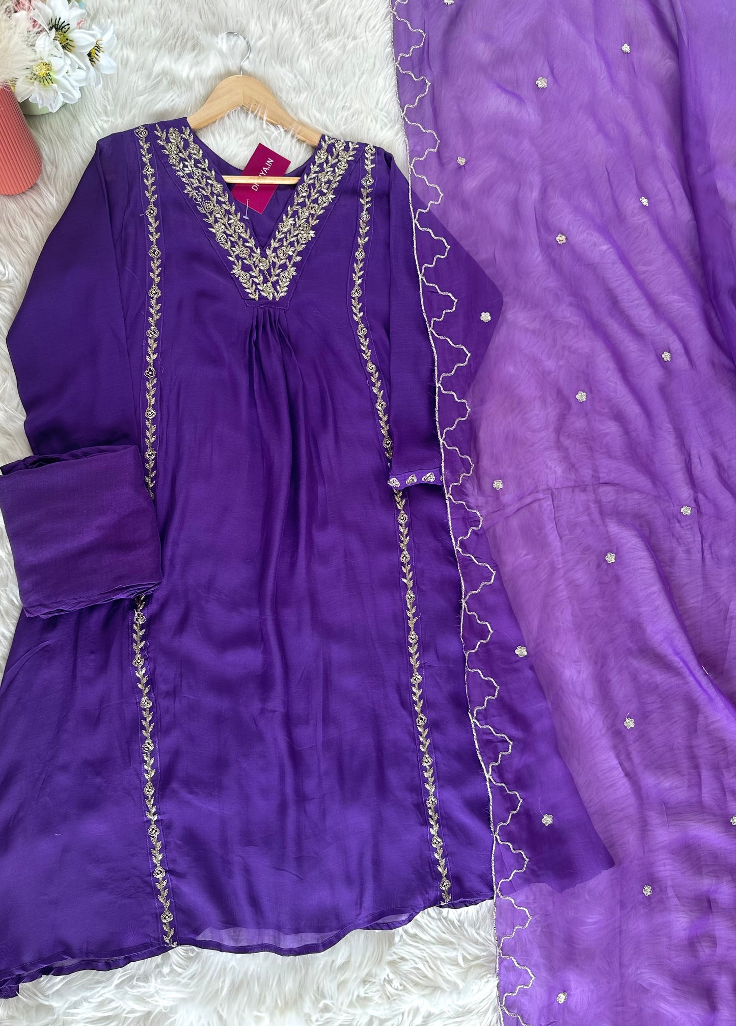 K259 - Mul Chanderi zardosi Aline Kurti with pants and dupatta