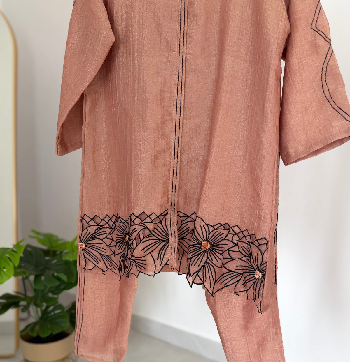 K534 - Tissue silk cutwork coord set in 2 colours