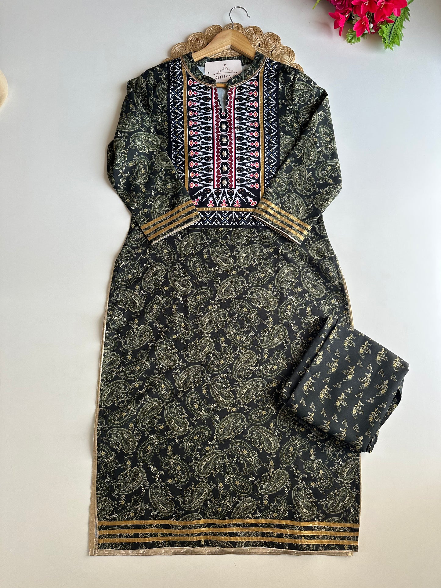 D522-Muslin straight Kurti with pants