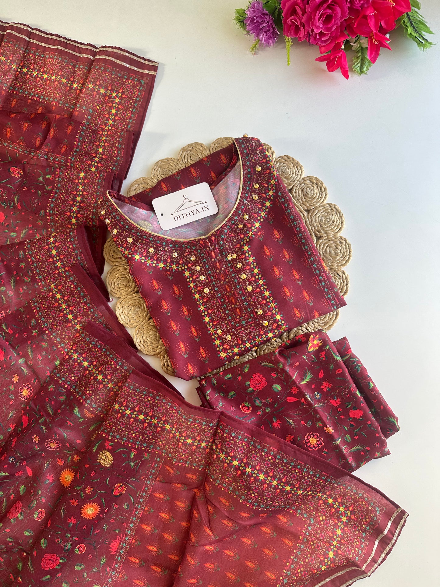 D531 - Muslin Straight Kurti with Pants and Dupatta