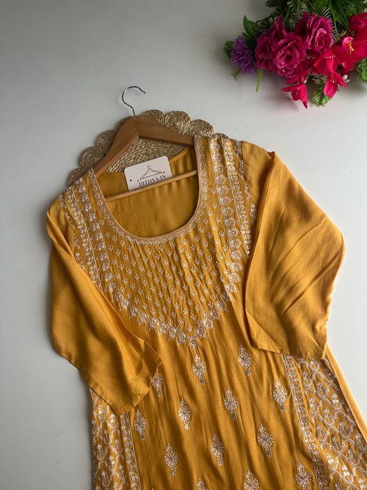 D562-Muslin straight Kurti with pants