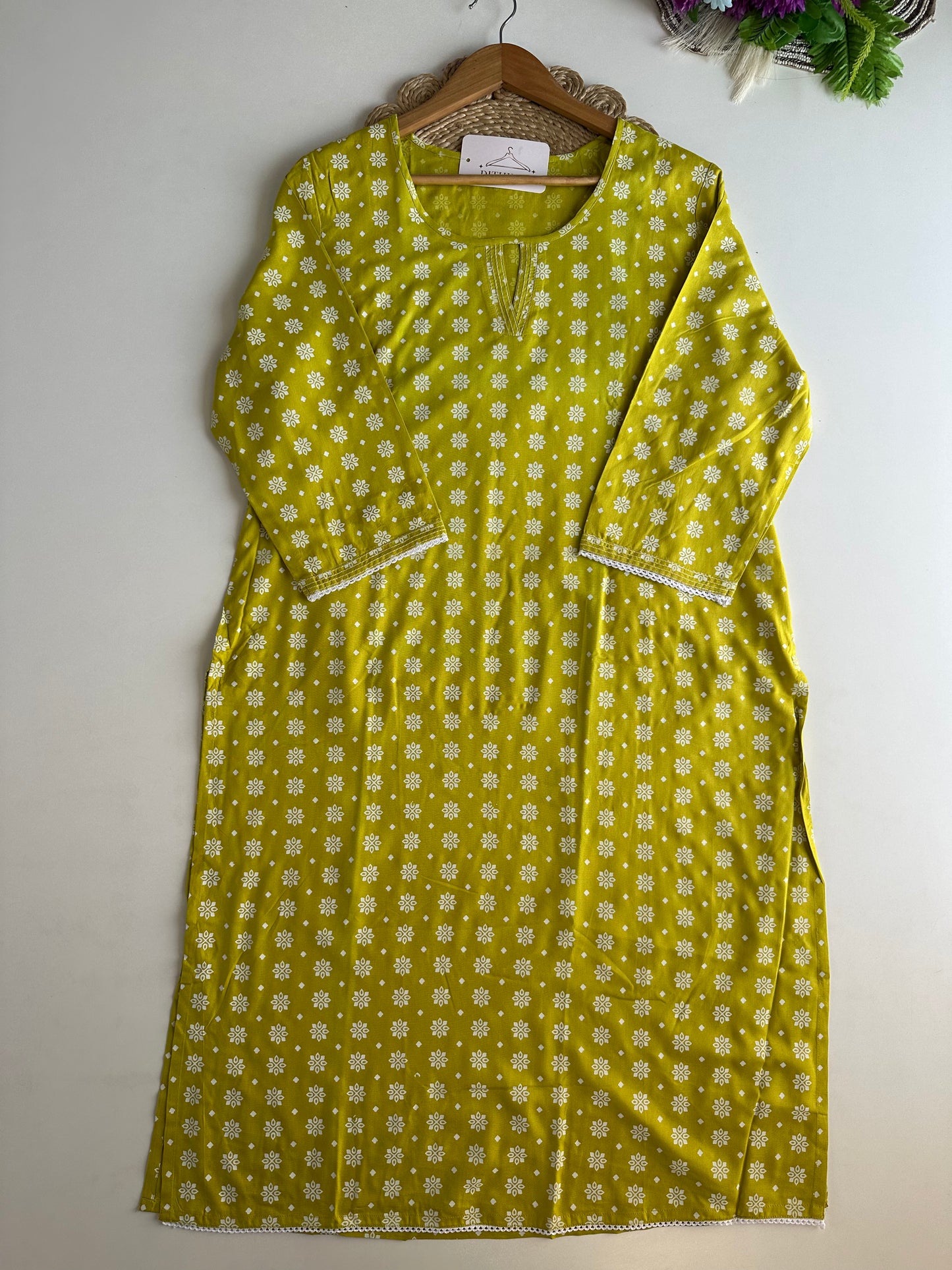 D564-Muslin straight Kurti