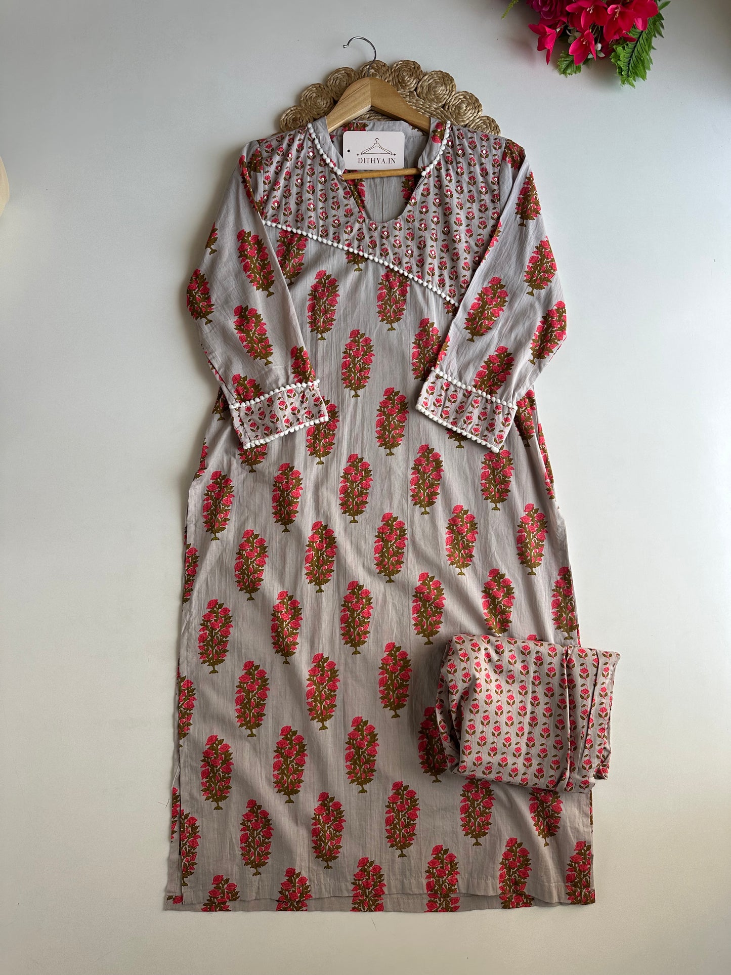 D589-Cotton straight Kurti with pants