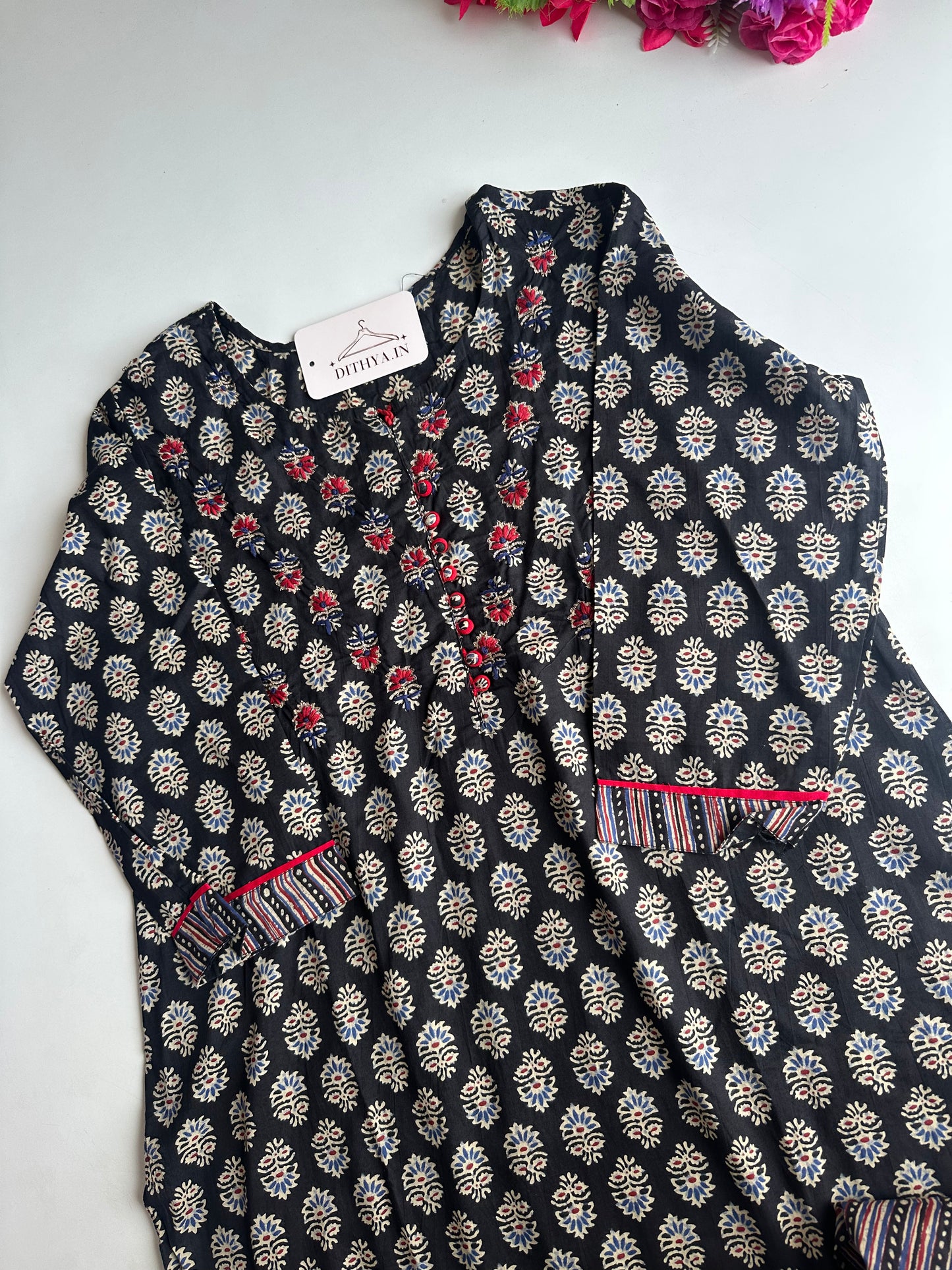 D686 - Cotton Straight Kurti with Pants - view 2