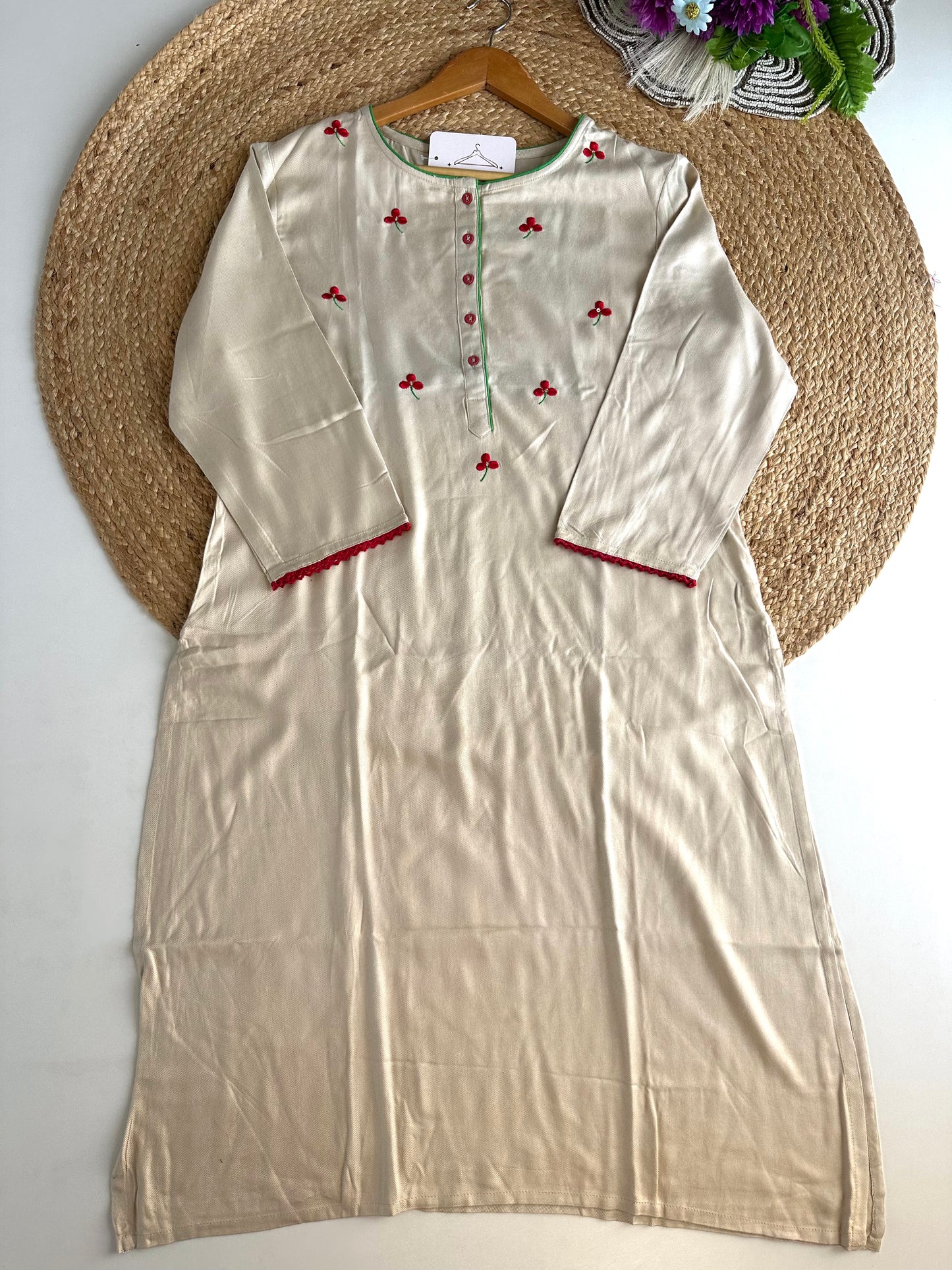 D726-Muslin straight Kurti