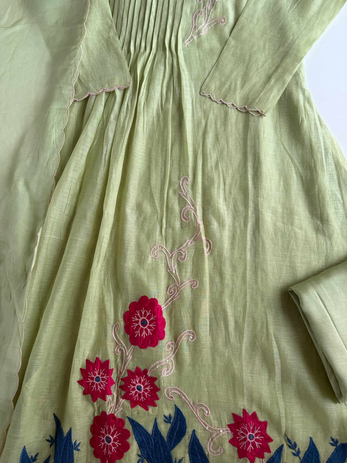 K152 - Mul chanderi appliqué handwork Anarkali with pants and dupatta