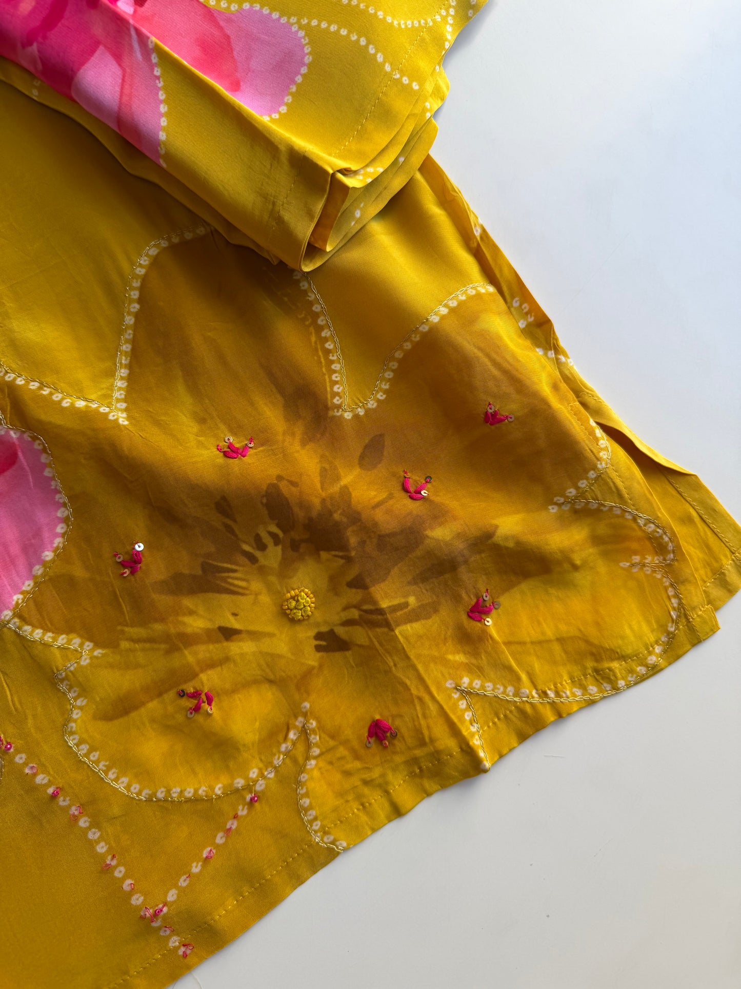 K578 - Pure crape floral coord set