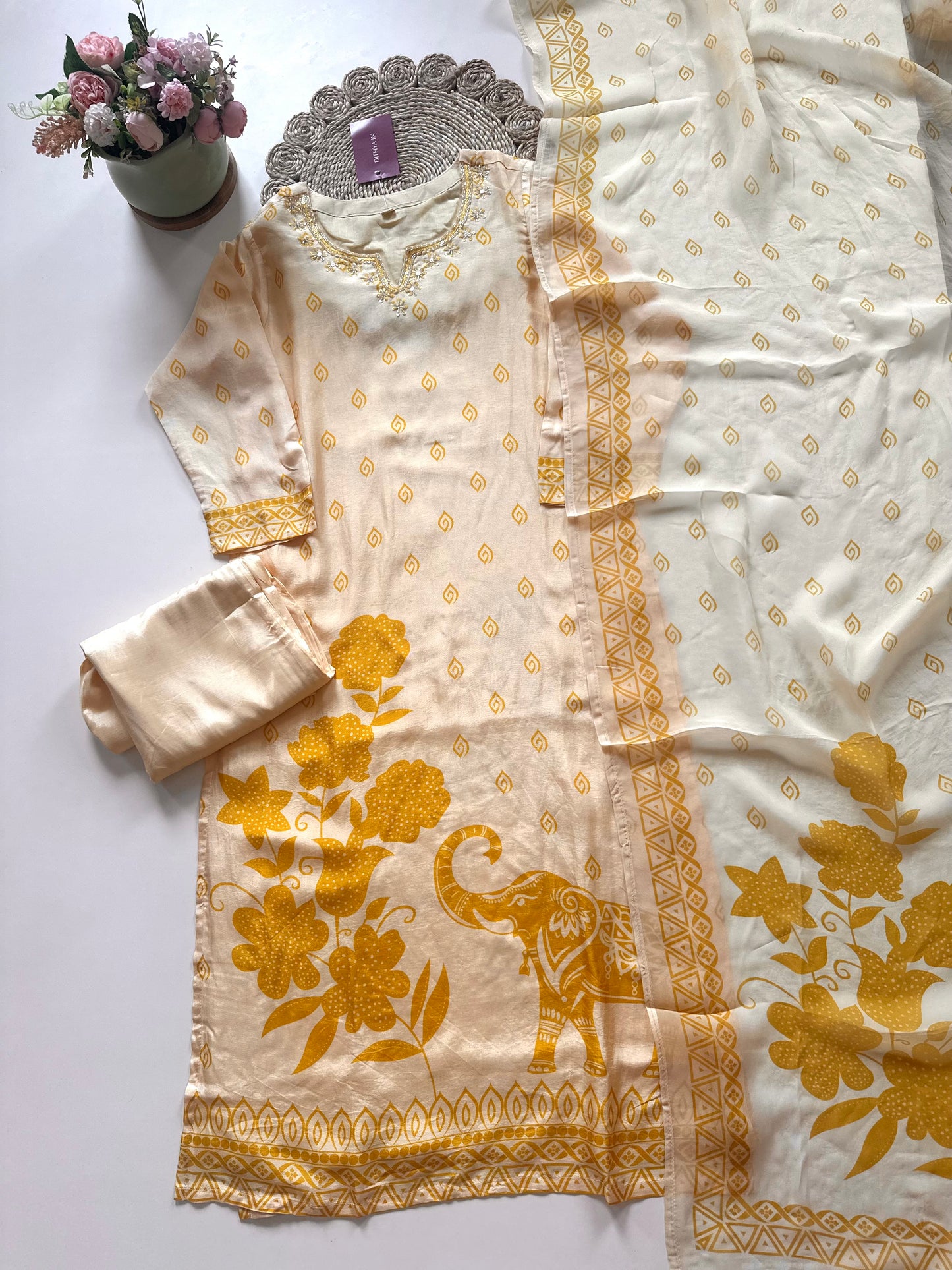 K160 - Dola silk printed straight Kurti with pants and dupatta