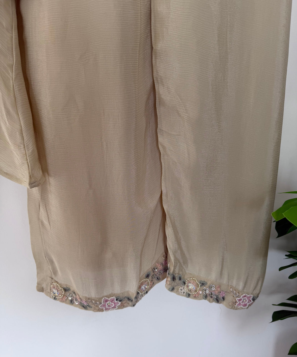 K677 - Pure Chinnon handwork coord set