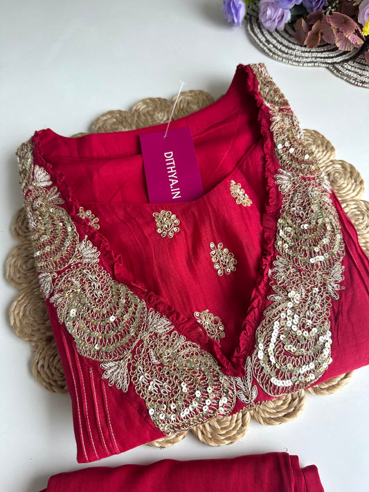 K451 - Mul Chanderi handwork Straight Kurti with inner and pants