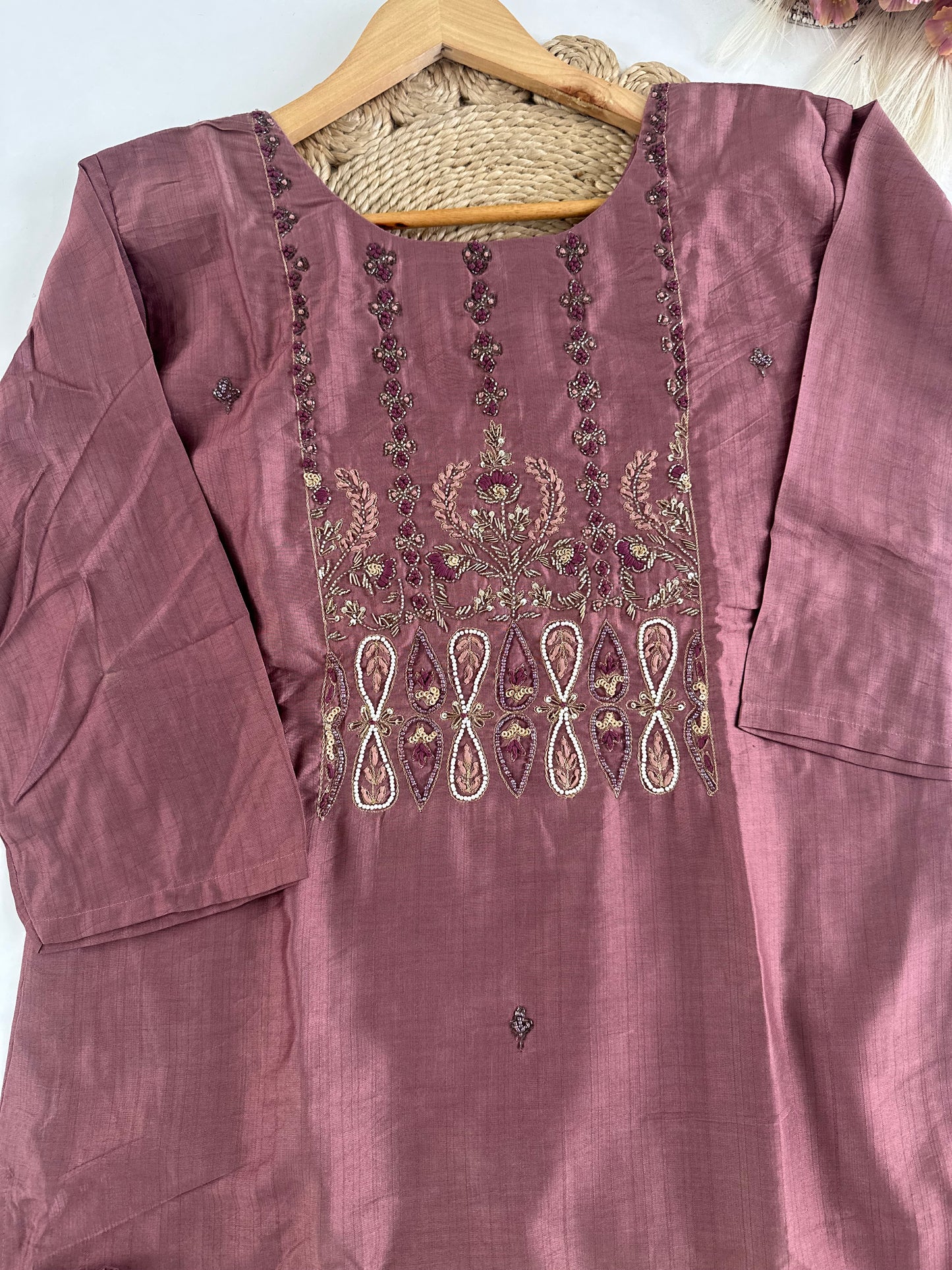 D206 - Dola silk straight kurti with pants and dupatta