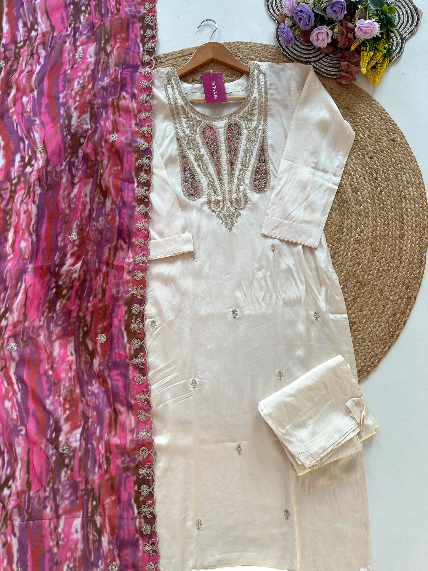 D109 - Dola silk straight kurti with pants and dupatta