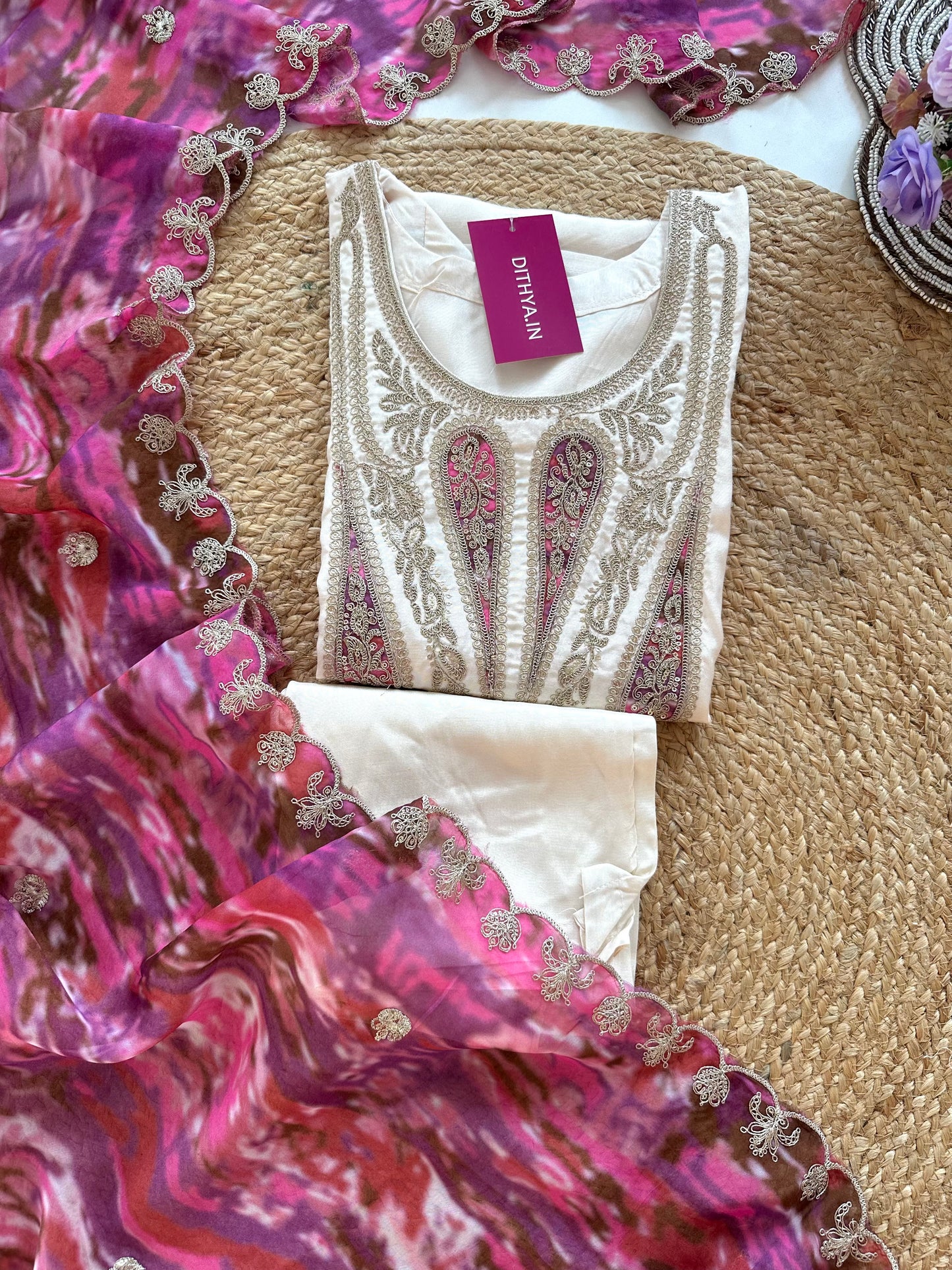 D109 - Dola silk straight kurti with pants and dupatta