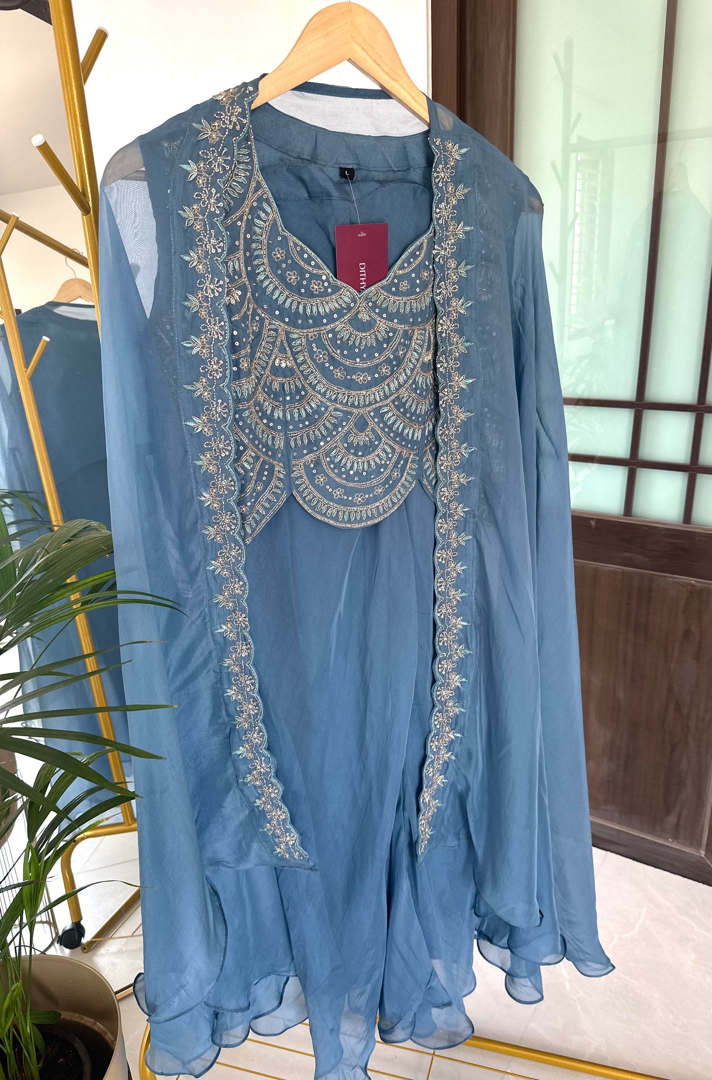 K052 - Soft Organza handwork Cape, crop top and divider pants