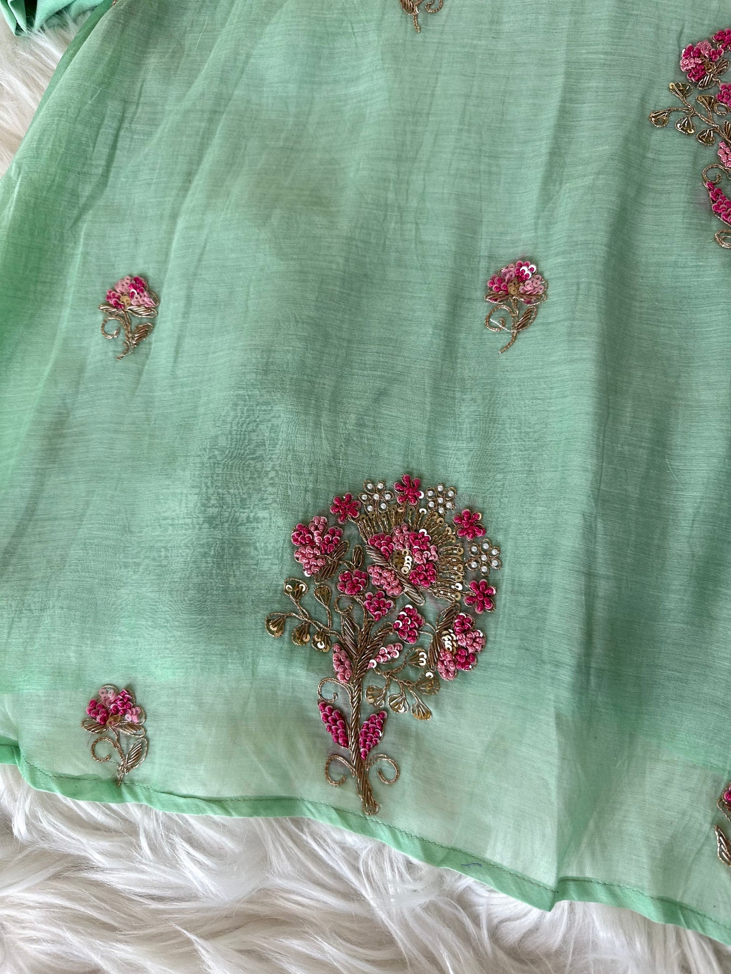 K259 - Mul Chanderi handwork Aline Kurti with pants and dupatta