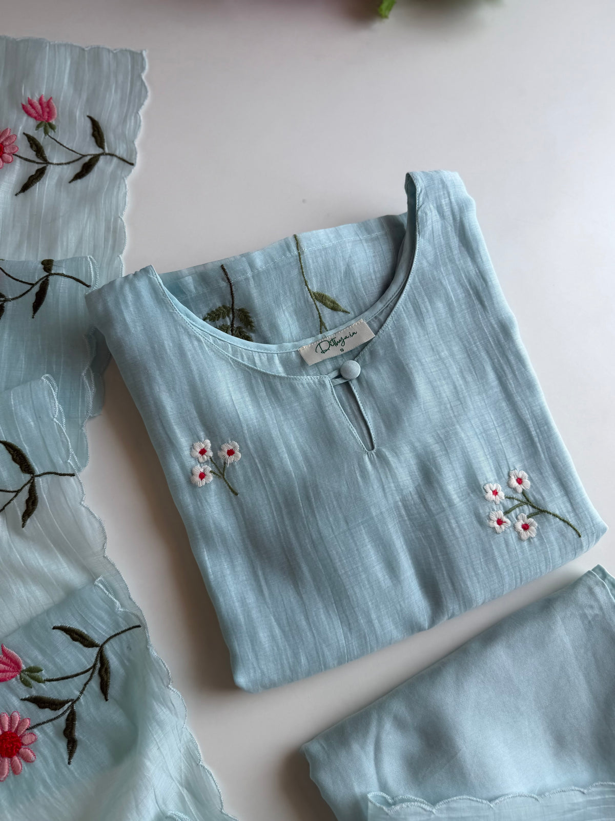 K362 - Mul Chanderi embroidered straight Kurti with pants and dupatta