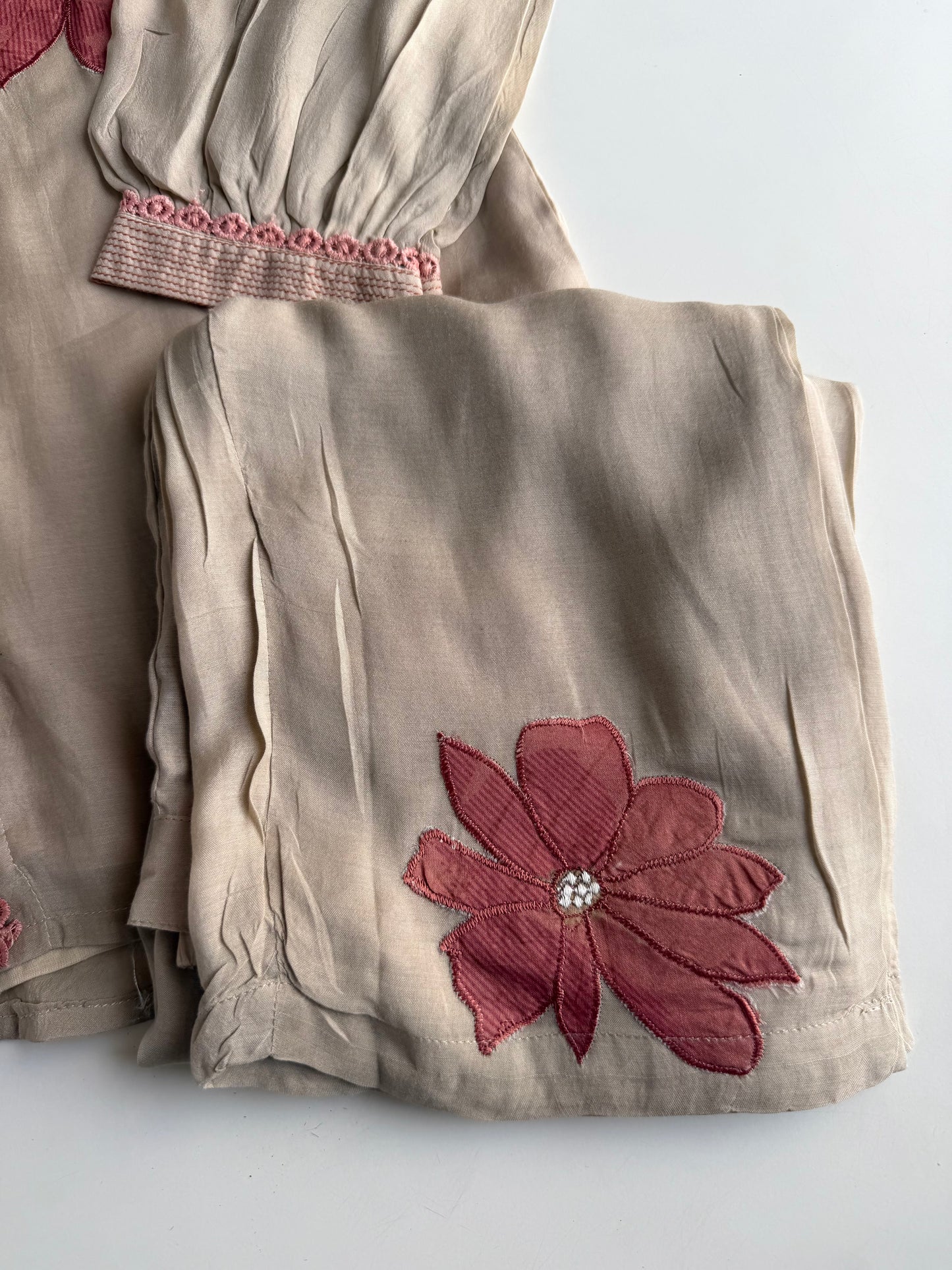 K106 - Muslin embroidered coord set