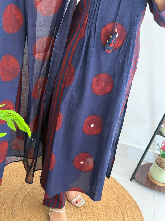 K075 - Mul cotton printed Aline Kurti with pants and dupatta