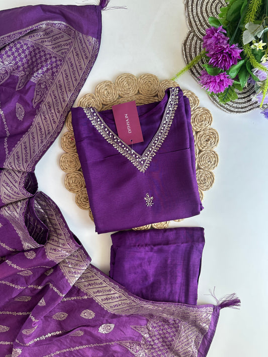D027 -Dola silk straight kurti with pants and dupatta