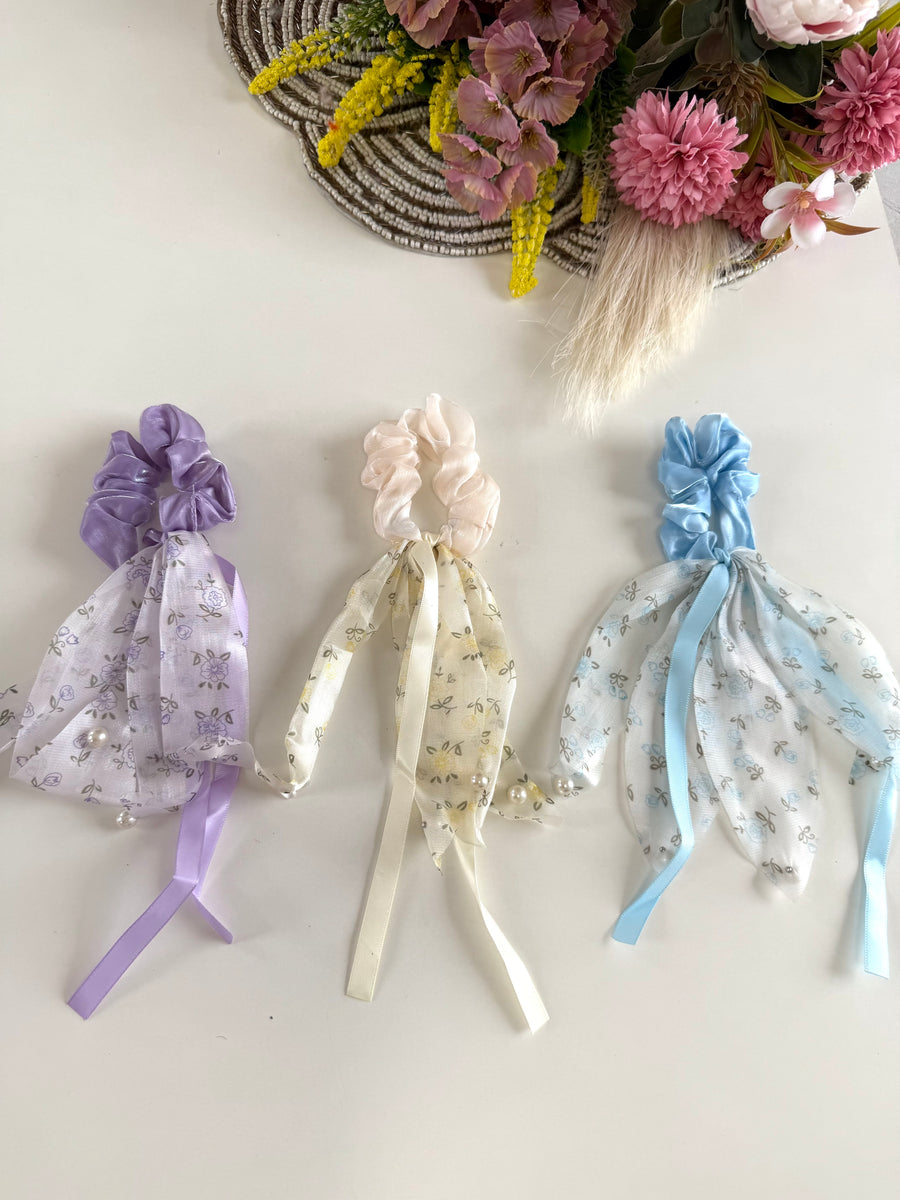 A066 - Set of 3 hair scrunchies
