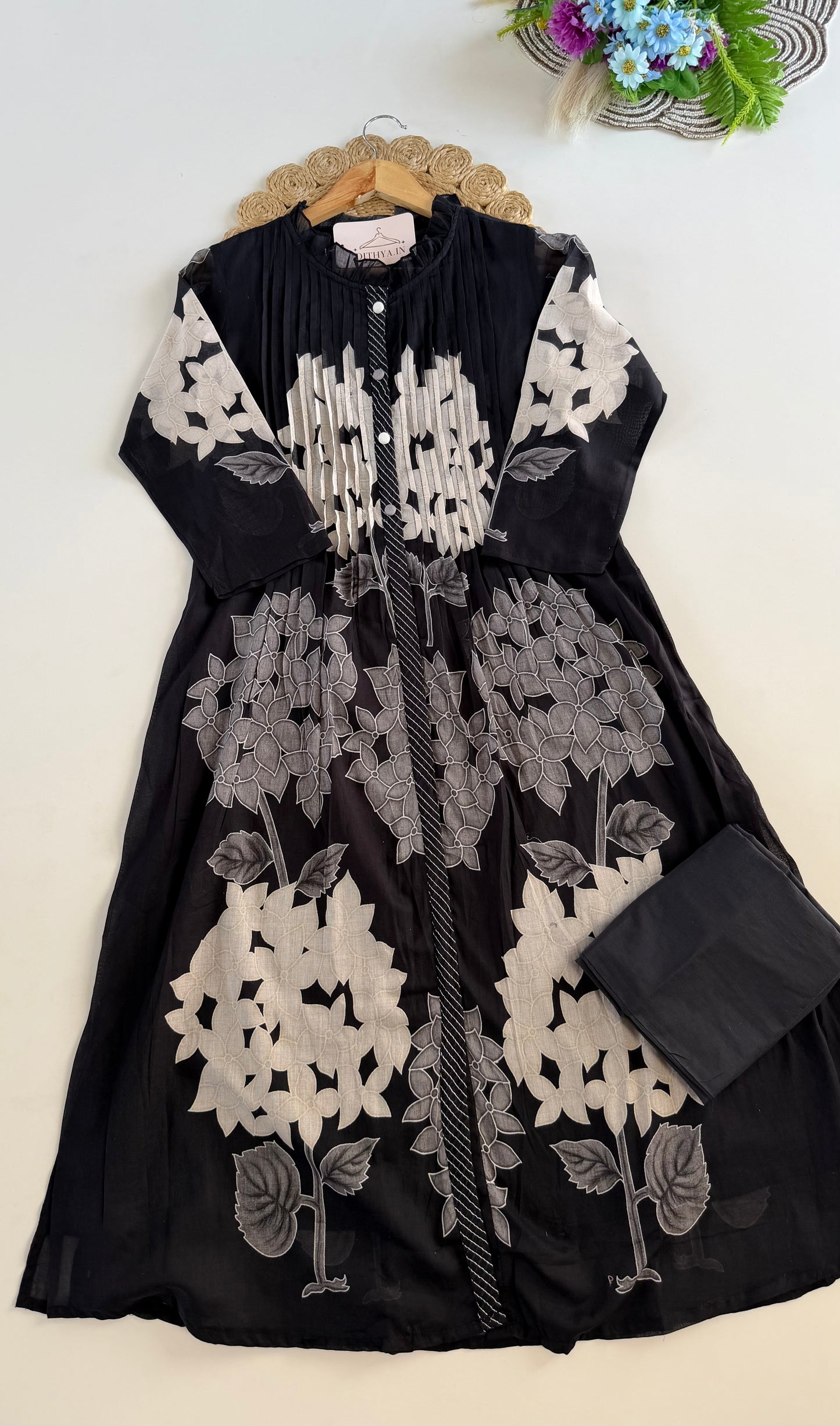 K600 - Cotton floral Aline Kurti with pants and dupatta