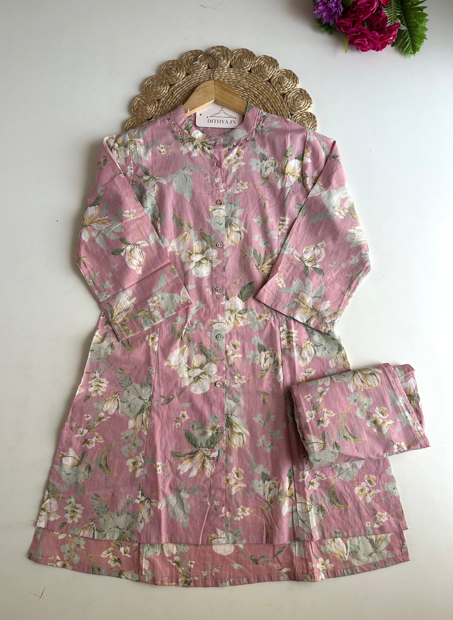K256 - Mul cotton embroidered coord set