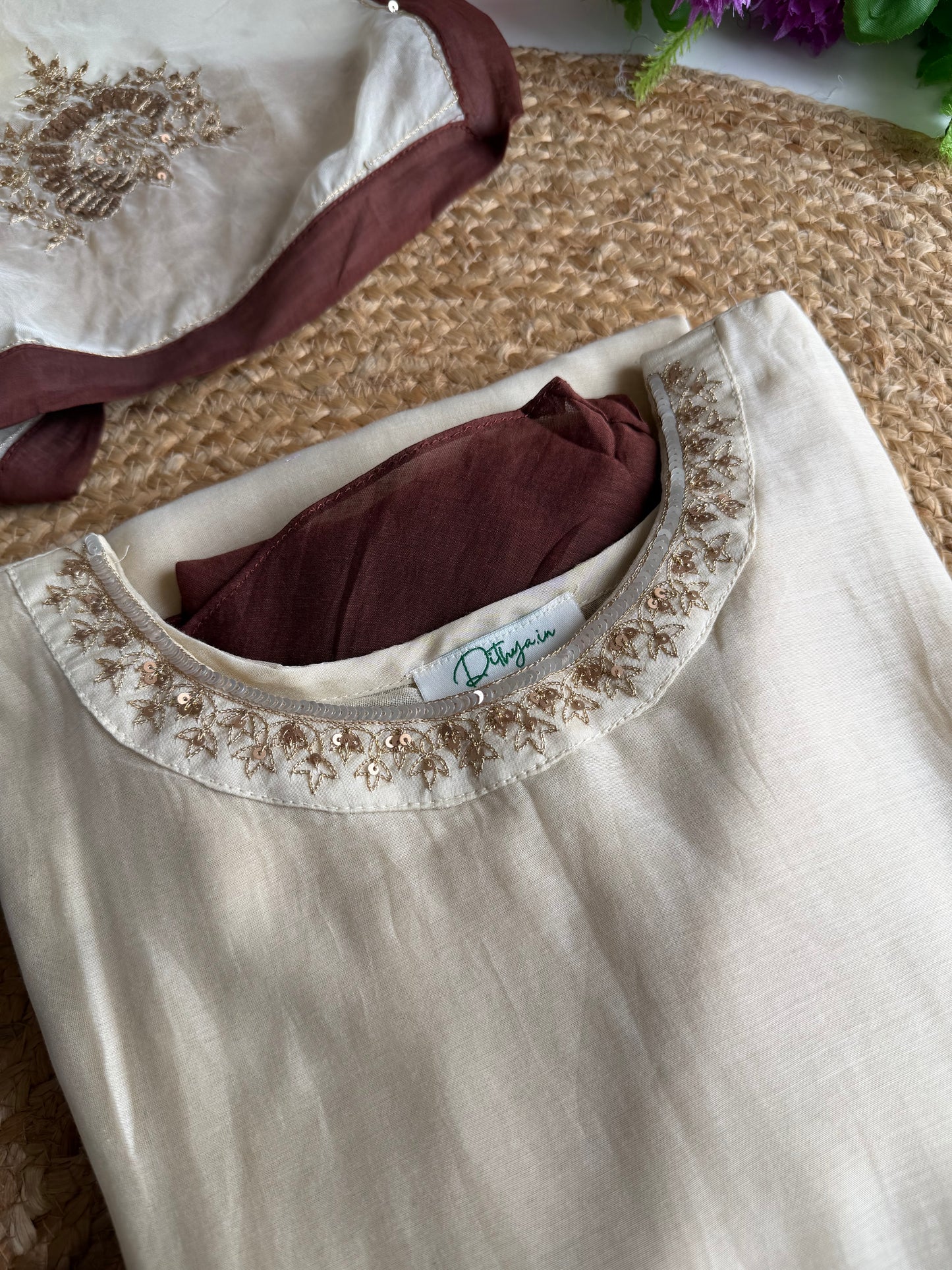 K513 - Mul chanderi handwork aline Kurti with pants and dupatta