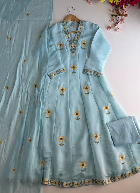 K271 - Surat Mul chanderi floral embroidered Anarkali with pants and dupatta