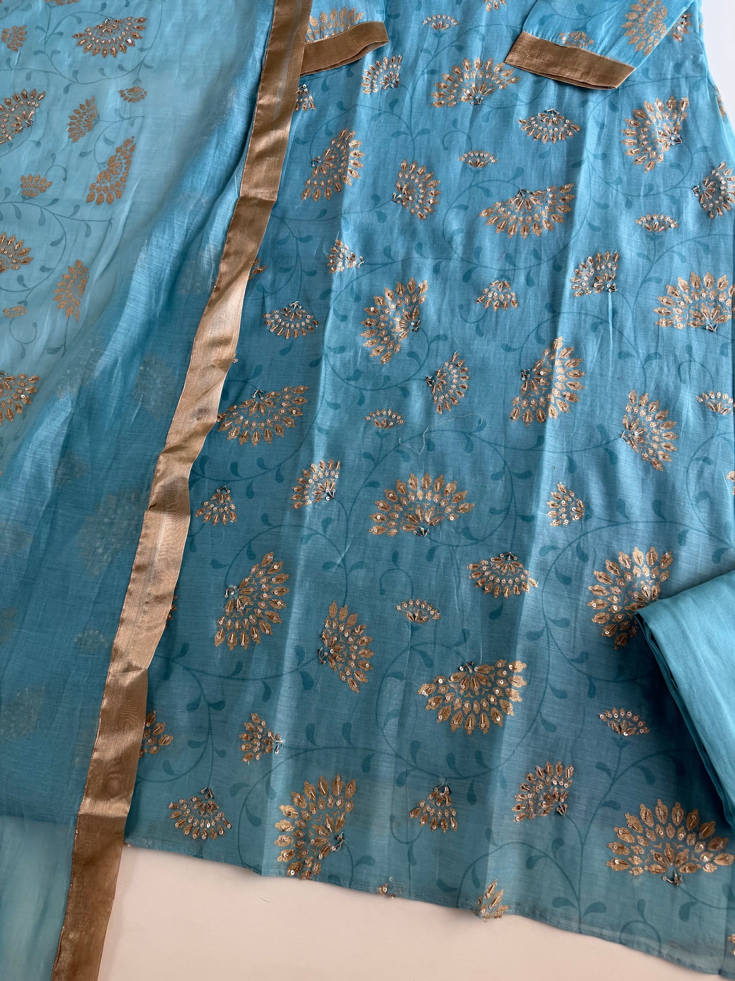 K502 - Mul chanderi handwork aline Kurti with pants and dupatta