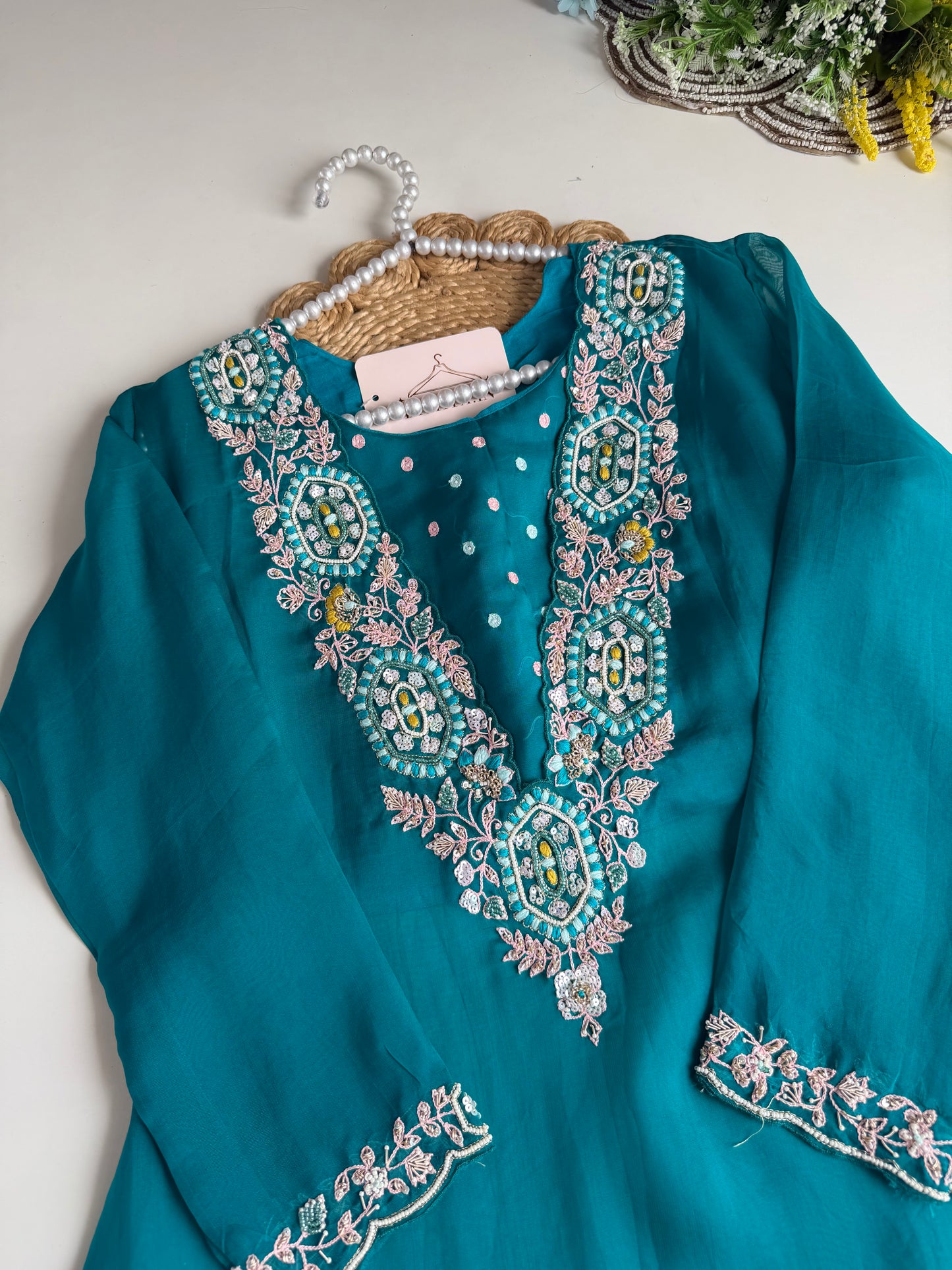 K115 - Georgette handwork Kurti with inner and pants